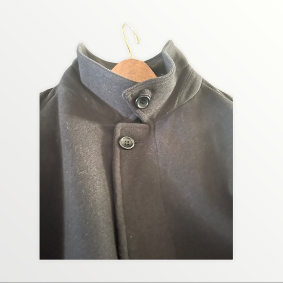 Armani Neumann Marcus black large coat size 42/C - Picture 9 of 15